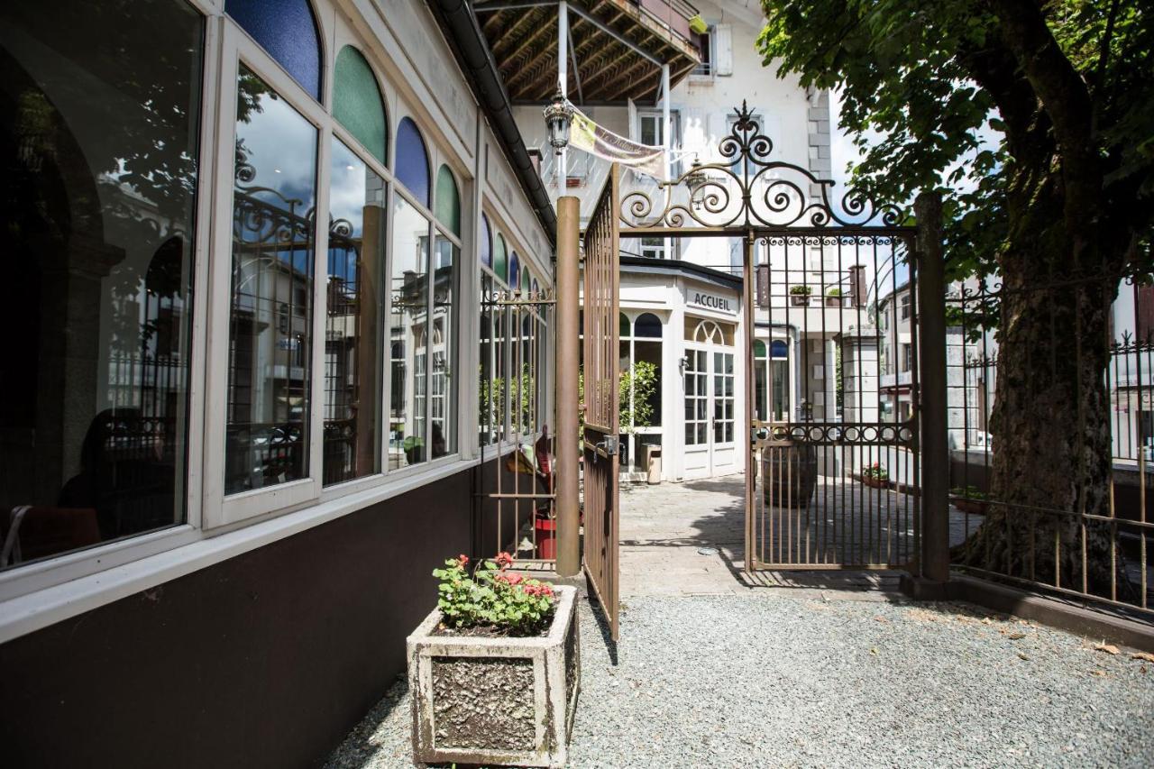 Hotel Au Pavillon Du Frene Lacaune Dış mekan fotoğraf